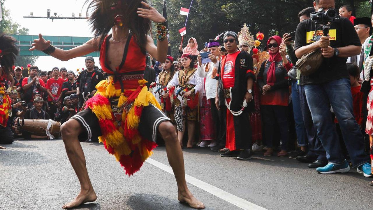 Karakternya yang lincah dan ahli dalam seni beladiri membuat penampilan Bujang Ganong paling ditunggu-tunggu.<br><br>Tokoh ini menggambarkan sosok seorang Patih Muda yang cerdik, Sakti, memiliki kemauan yang keras dan jenaka. <br><br><br>