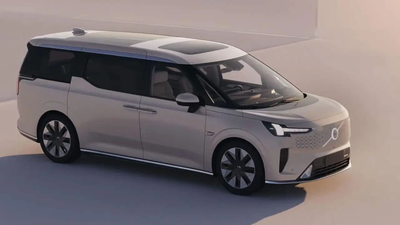 Volvo EM90 EV