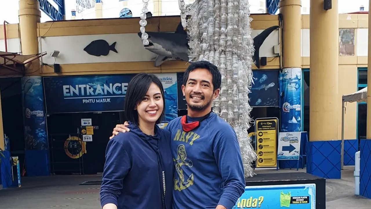 Digugat Cerai Lagi, Ini 7 Potret Lawas Yama Carlos dan Istri yang Tampil Mesra