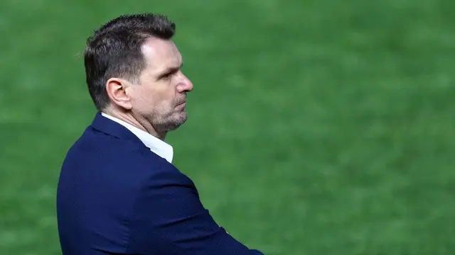 Pelatih Slovakia, Stefan Tarkovic.