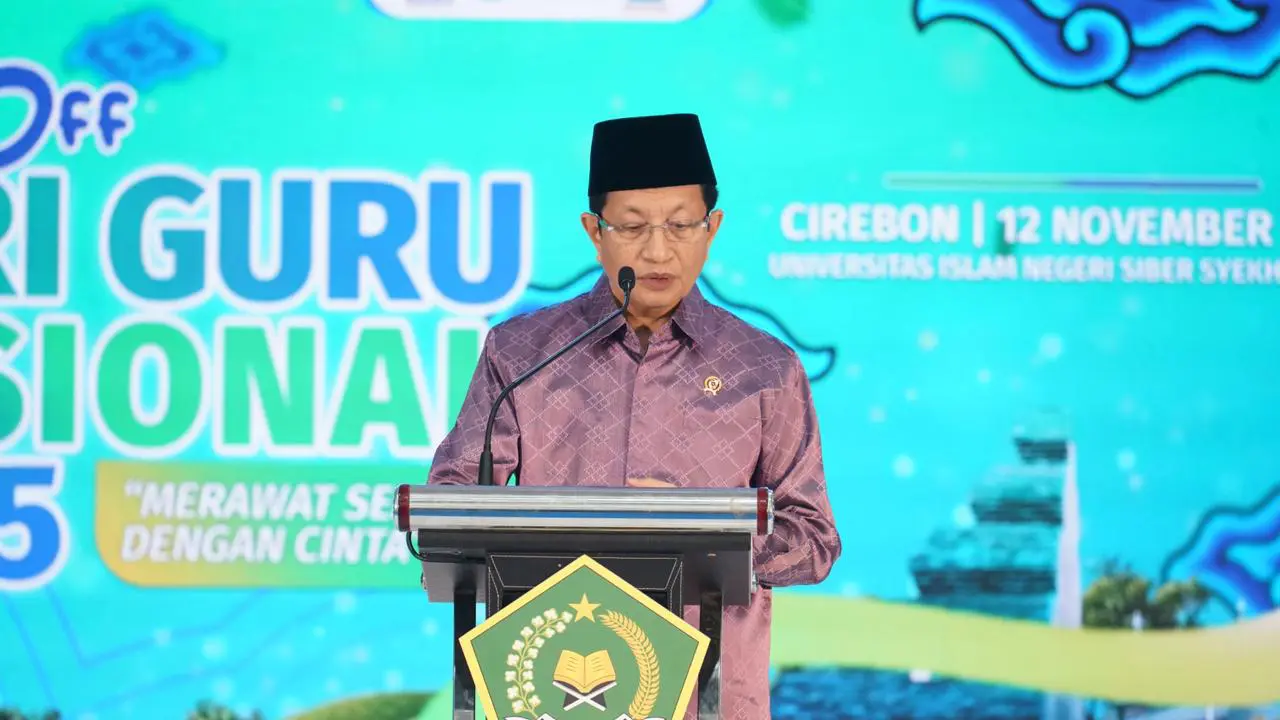 Menteri Agama (Menag) Nasaruddin Umar resmi membuka kegiatan Kick Off Hari Guru Nasional (HGN) Tahun 2025 di Universitas Islam Negeri (UIN) Syekh Nurjati Cirebon, Rabu (12/11/2025). (Istimewa)