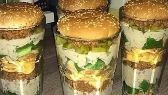 7 Penyajian Makanan Ini Absurd Banget, Bikin Bingung Menyantapnya