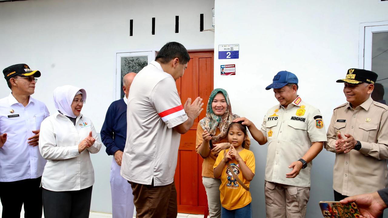 Kasatgas Tito Serahkan 120 Unit Huntap bagi Penyintas Bencana di Tapsel
