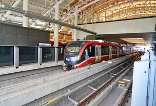 LRT Jabodebek saat libur panjang Wafat Yesus Kristus hingga Paskah (Foto: LRT Jabodebek)
