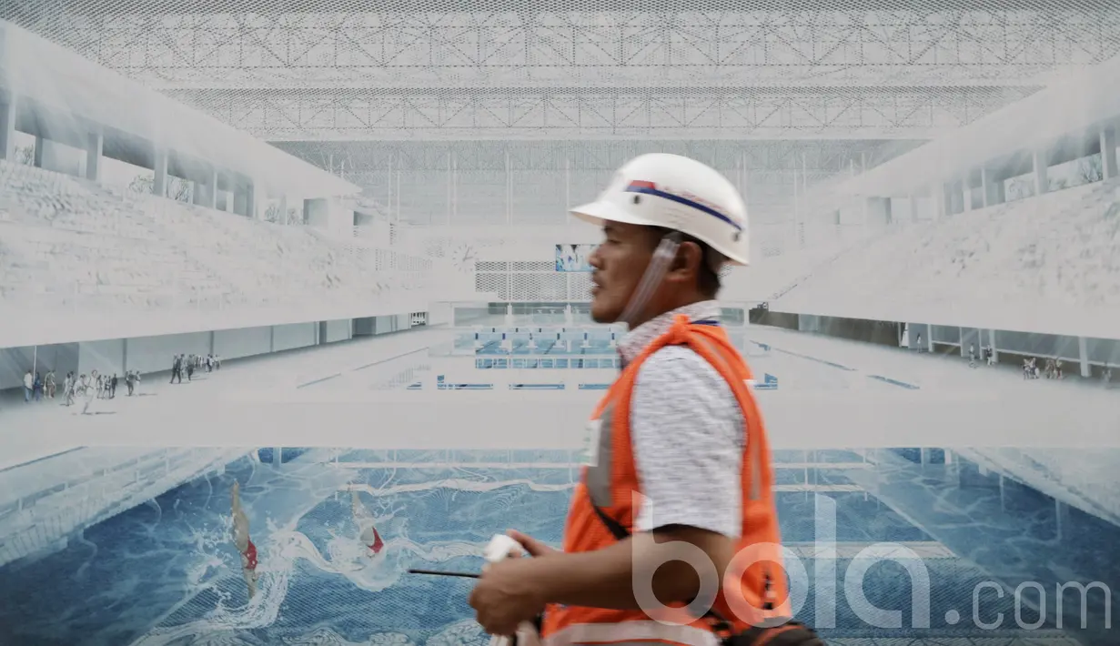 Pekerja melintas di depan gambar ilustrasi kolam renang di Komplek SUGBK. Kolam renang tersebut akan diubah menjadi aquatic center modern dengan kolam renang dalam ruangan. (Bola.com/M Iqbal Ichsan)