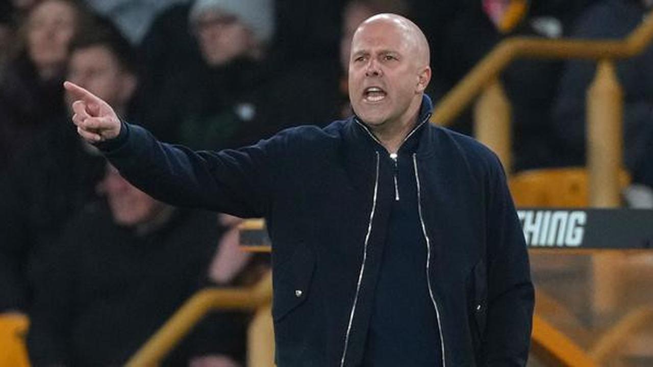 Liverpool Alami Musim Mengecewakan, Arne Slot Yakin Masa Depannya Masih di Anfield