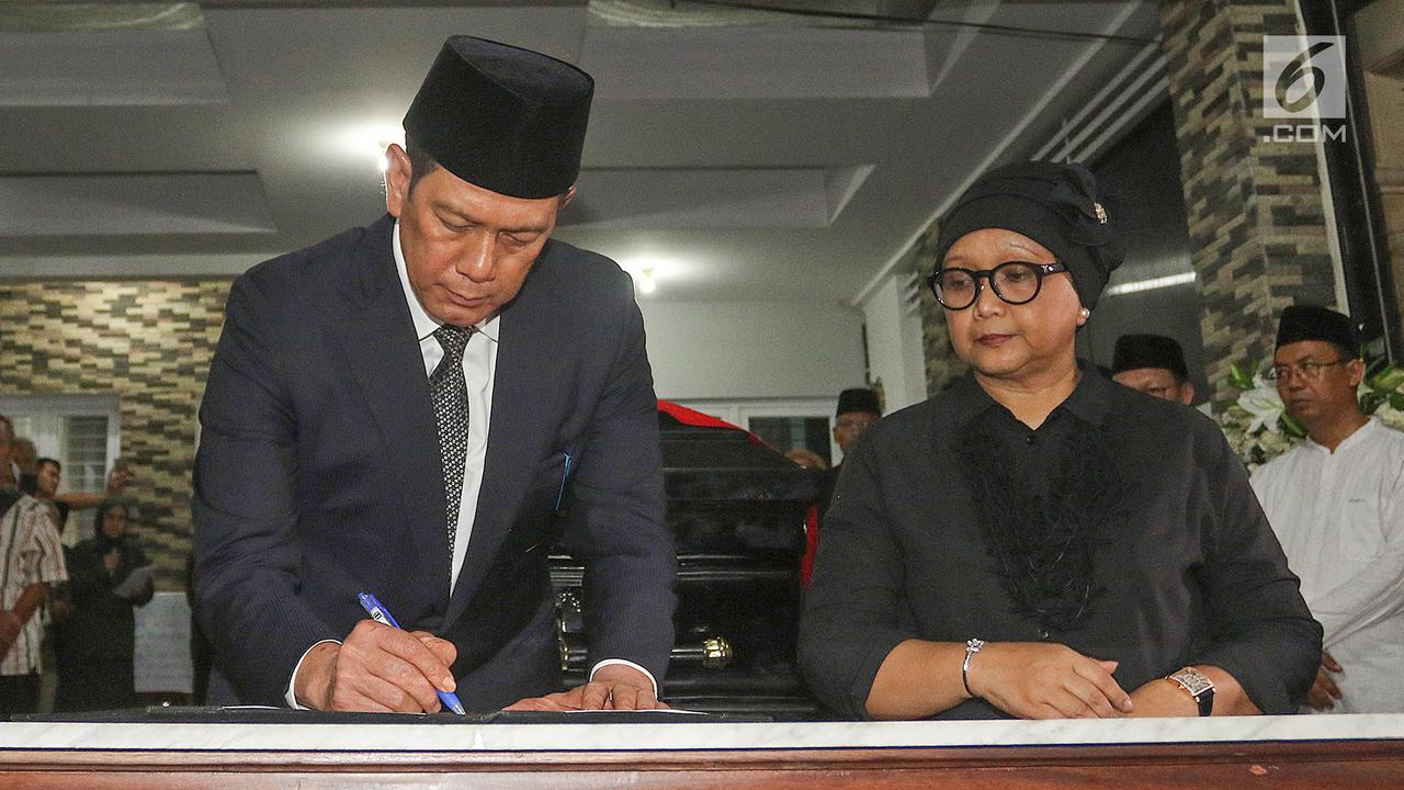 Jenazah Sutopo Purwo Nugroho Tiba di Rumah Duka Raffles Hils