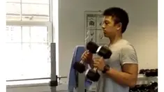 Sebagai pebalap Formula, Rio Haryanto dituntut memiliki kondisi fisik yang baik. Berikut video latihan fisik Rio Haryanto sebagai pebalab Formula.