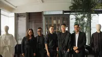 Kolaborasi Apik dari POPULO Batik dan Davy Linggar