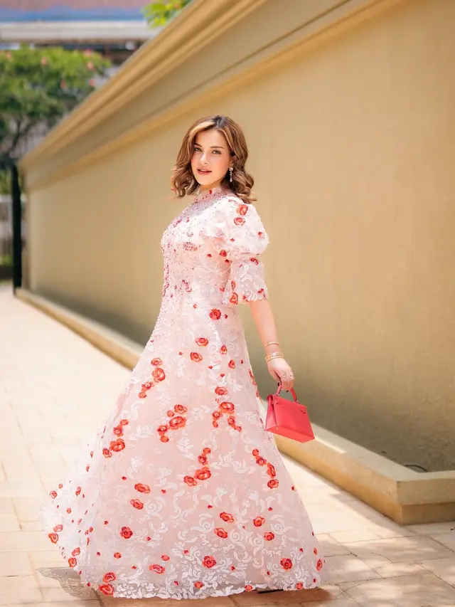 3 Tampilan Glamor Tasya Farasya Rayakan Lebaran di Rumah Baru Bak Istana Pribadi