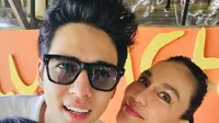 Inilah momen romantis Luna Maya didampingi Maxime Bouttier yang kini menjadi kekasihnya. Berbagai sesi pemotretan, wanita 40 tahun itu tak bisa lepas dari Maxime Bouttier. Keduanya jadi pusat perhatian, terlebih usai Maxime Bouttier menyatakan cintanya kepada Luna Maya. (Liputan6.com/IG/mrsayudewi)