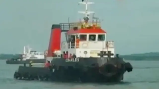Kapal Tunda Charles