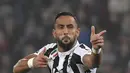 Juventus memanfaatkan situasi tersebut dengan memulangkan kembali pemain 31 tahun tersebut ke Serie A. Performa Benatia pulih kembali dan berhasil meraih titel Serie A ketujuh beruntun bagi si Nyonya Tua. (AFP/Tiziana Fabi)