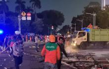 Usai Demo Buruh, DLH Jakarta Terjunkan Ratusan Personel untuk Bersihkan Sampah