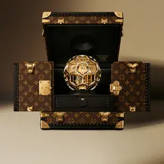 Seluruh hasil lelangnya akan disumbangkan untuk mendukung program-program UNICEF bagi anak-anak di berbagai belahan dunia. [Dok/Louis Vuitton].