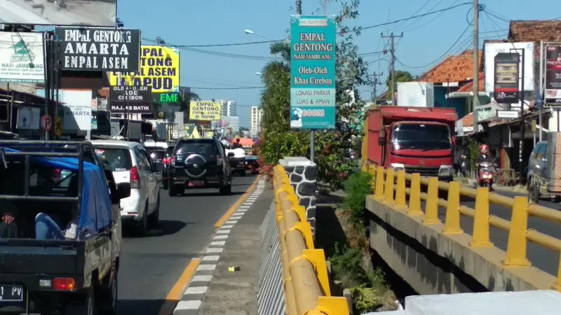 Cara Polres Cirebon Atasi Kemacetan Arus Mudik Saat Sistem Satu Arah Berlaku