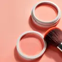 Blush Draping Kembali Tren, Teknik Makeup Klasik untuk Ilusi Pipi Lebih Tirus