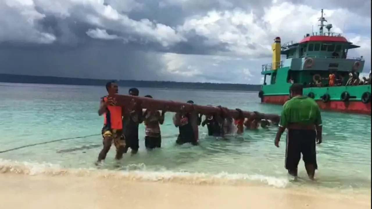 Kado Natal dari PLN untuk Warga Papua