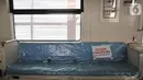 Desain kursi penumpang kereta LRT Jabodebek di Stasiun Harjamukti, Depok, Jawa Barat, Minggu (13/10/2019).  (merdeka.com/Iqbal S. Nugroho)