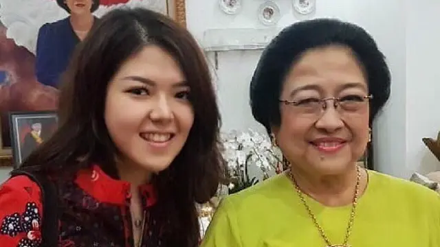[Bintang] Tina Toon
