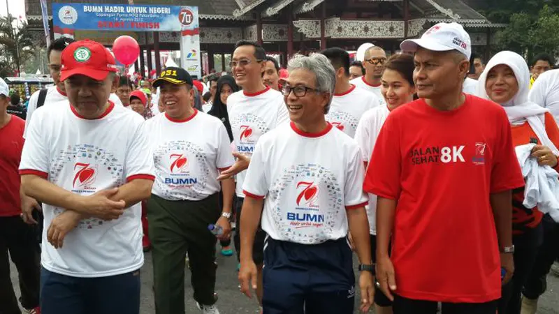 Direktur Utama Pertamina, Dwi Sotjipto menghadiri pesta rakyat yang digelar perseroan di Lapangan Purna MTQ Pekanbaru, Riau, Minggu (16/8/2015).