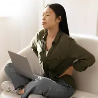 Kenali Skoliosis, Lordosis, dan Kifosis Gangguan Tulang Belakang yang Sering Terabaikan