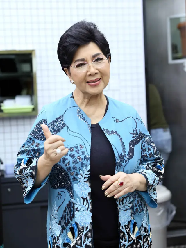 [Bintang] Titiek Puspa