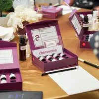 Ingin tahu tips memulai bisnis parfum yang menjanjikan? Temukan potensi pasar, persiapan matang, dan rahasia meracik aroma unik di sini! (Parfarome Academy)