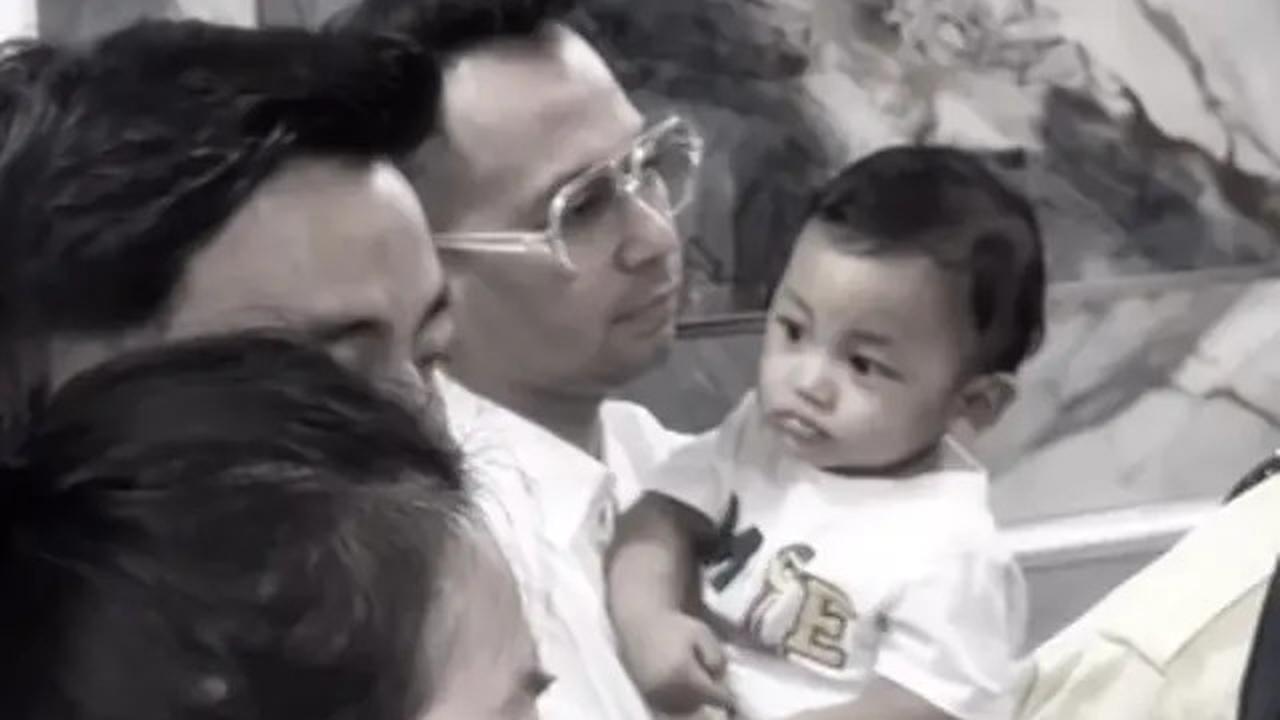Potret Haru Bayi Kembar Mpok Alpa Digendong Raffi Ahmad dan Irfan Hakim di Rumah Duka, Anak Kedua Menangis Histeris