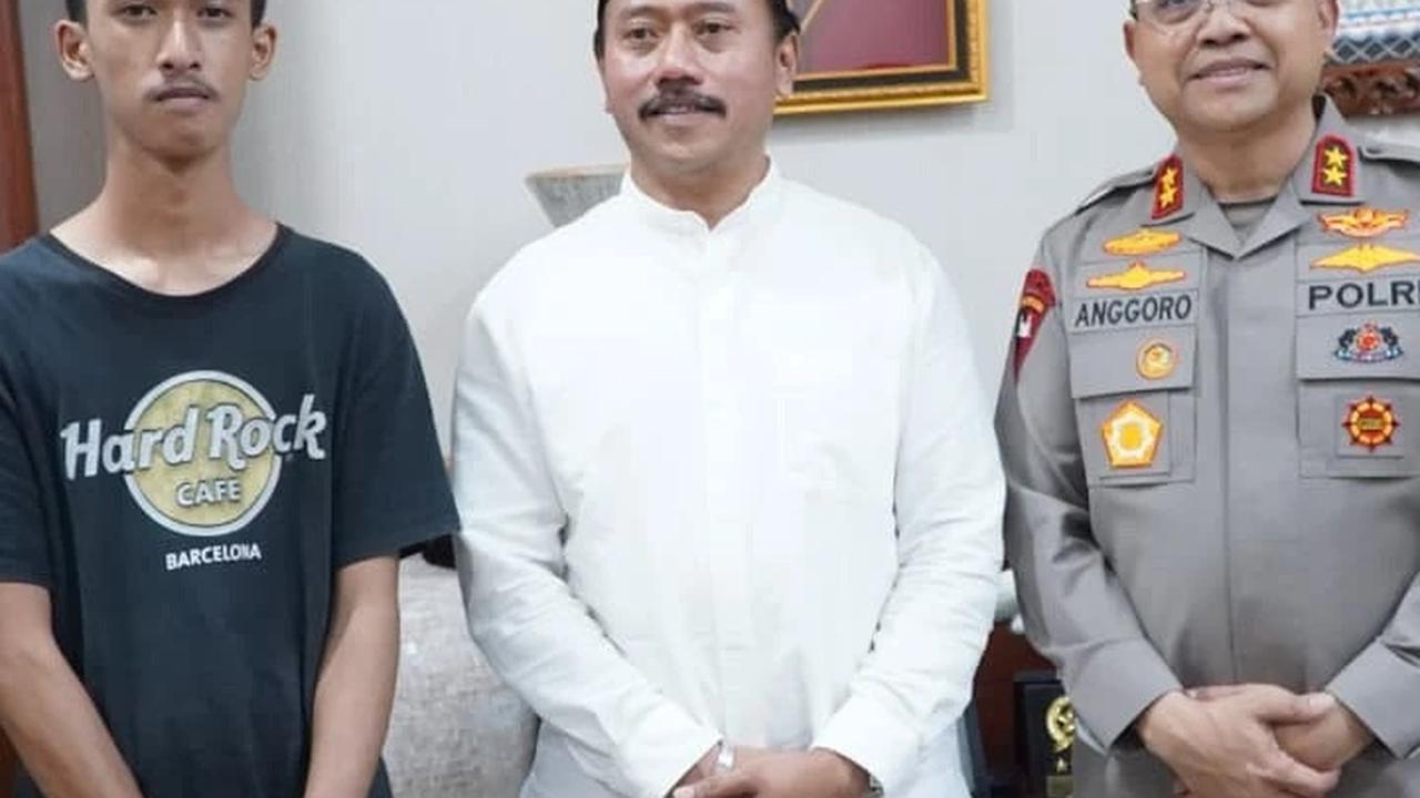 Mahasiswa Demo Depan Mapolda DIY Dibebaskan