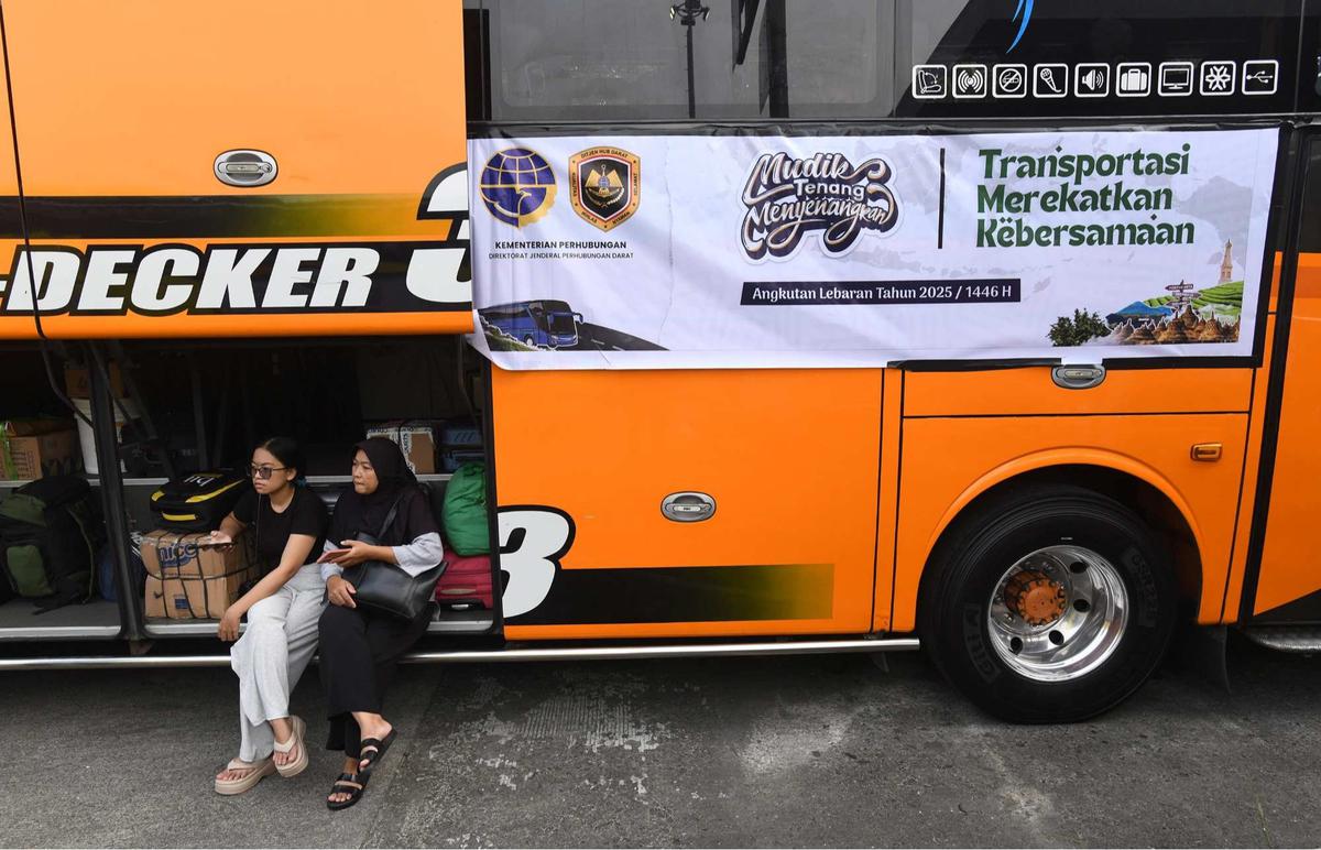 Kemenhub Berangkatkan 1.500 Peserta Mudik Gratis dari Terminal Pondok Cabe