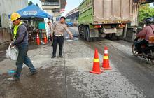 Terpeleset, Pemotor Meninggal Dunia Terlindas Kontainer di Pasar Kepiting Jakut