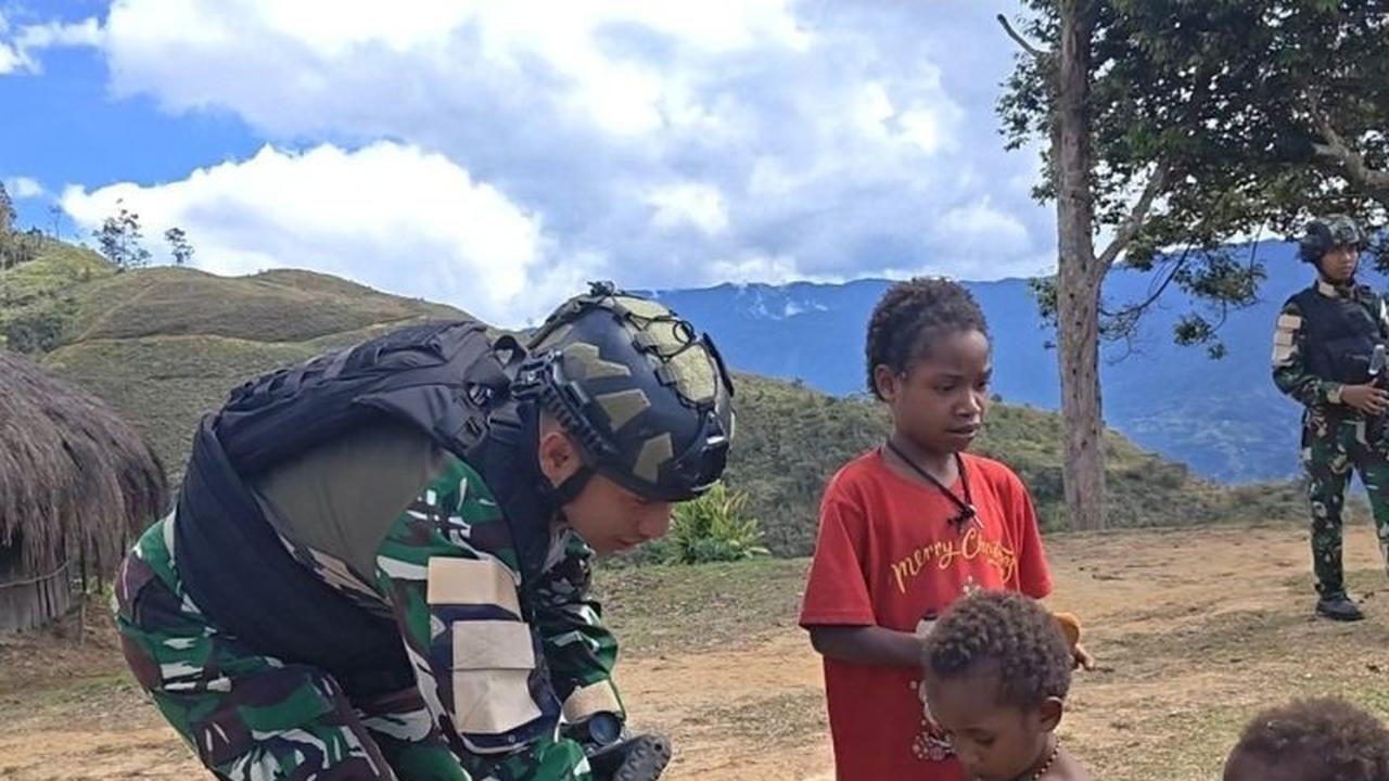 Pendekatan Sosial Yonif 511 Perkuat Kedamaian di Lanny Jaya Papua Pegunungan