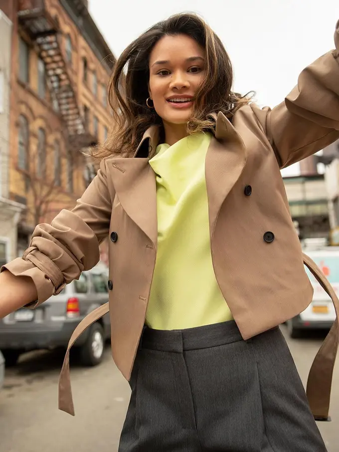 Dua Merek Fashion Lansir Koleksi Pakaian Khusus Perempuan untuk Kampanye Politik