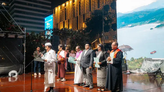 Mengheningkan Cipta di Malam Tahun Baru 2026 untuk Sumatera, dari Bandara hingga Tempat Wisata