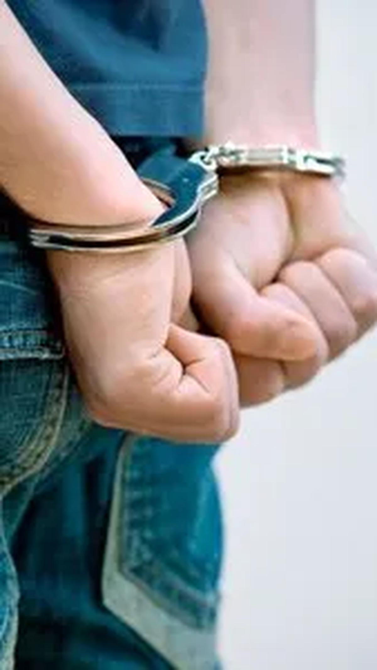 Akibat kejadian itu, MA ditangkap polisi. Istrinya, SA pun diburu karena menyebarluaskan video itu.