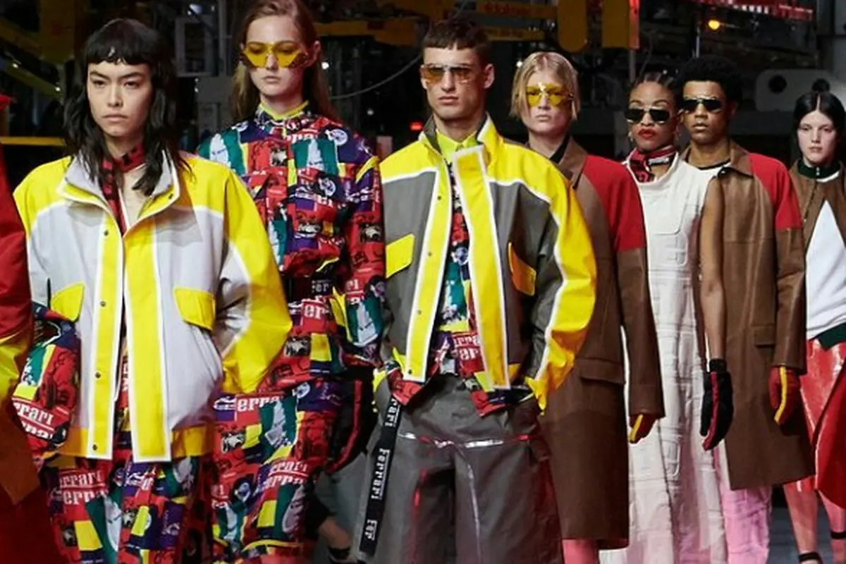 Debut Ferrari, Rilis Koleksi Fashion Ready to Wear yang Futuristik