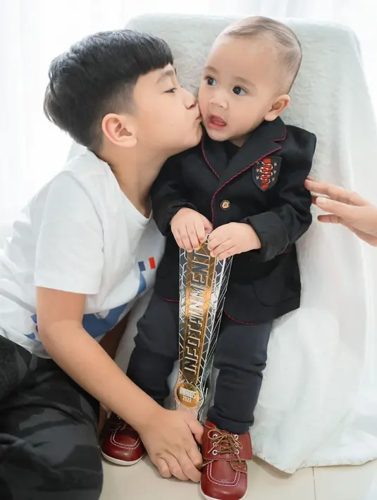 (Instagram/raffinagita1717)