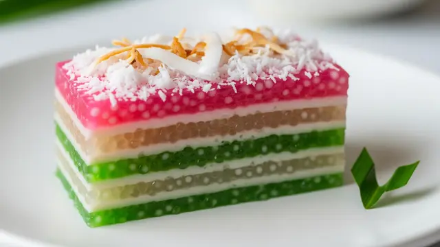 Kue Lapis Sagu Kukus