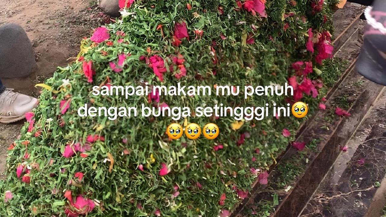 Penampakan Terbaru Makam Nia Gadis Penjual Gorengan