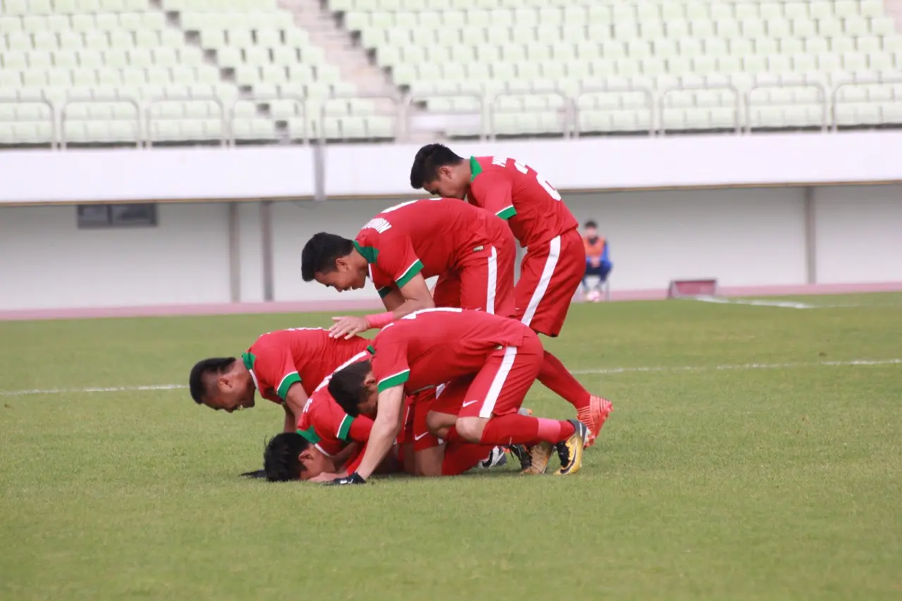 Selebrasi para pemain timnas Indonesia U-19 usai mencetak gol ke gawang Timor Leste. (Dokumentasi PSSI)