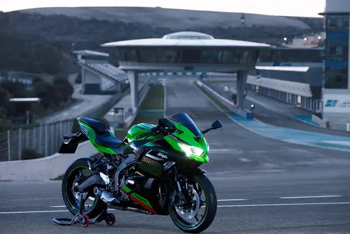 Harga Motor Kawasaki Terbaru 2025 dari Ninja, KLX, W Series, dan Tipe Lain
