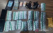 Polres Metro Bekasi Bekuk Dua Pengedar Obat Keras Ilegal Berkat Laporan Warga