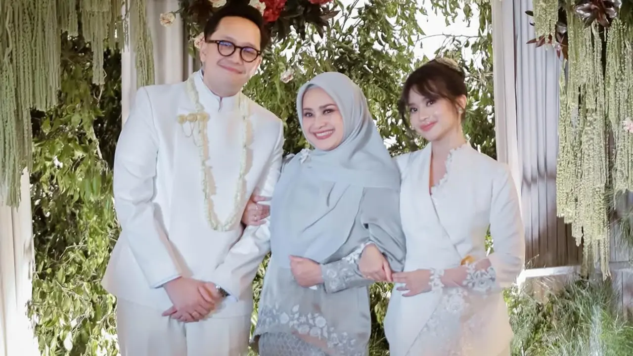 8 Artis Senior Dampingi Anak Lamaran & Menikah di Tahun 2025, Penuh Bahagia