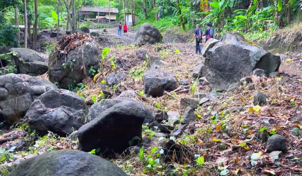 Curug Larangan Sukabumi