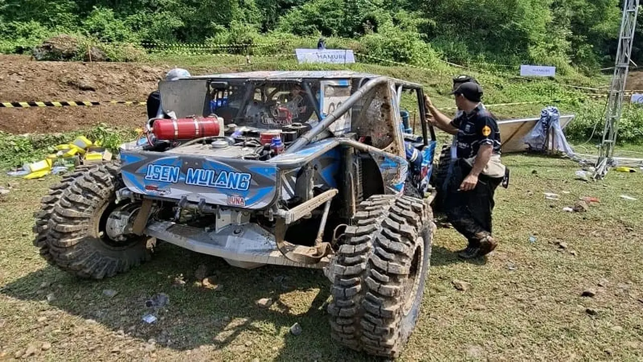 Halo Dayak HRX Sabet Dua Juara di Kejurnas Offroad Semarang 2026