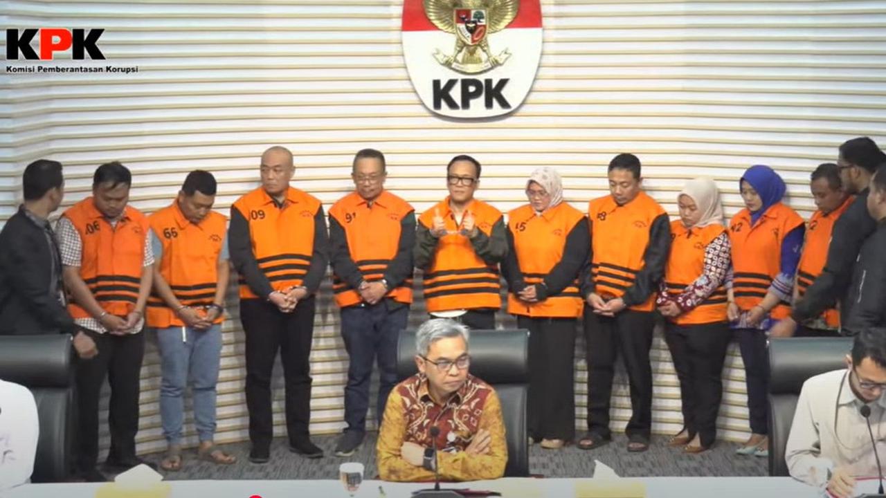 KPK Resmi Tetapkan Wamenaker Immanuel Ebenezer Tersangka Pemerasan, Langsung Ditahan