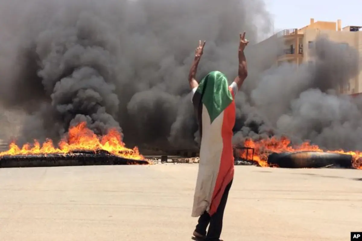 Idul Fitri di Sudan diwarnai demonstrasi berlarut pasca-kudeta Presiden Omar al-Bashir (AP PHOTO)