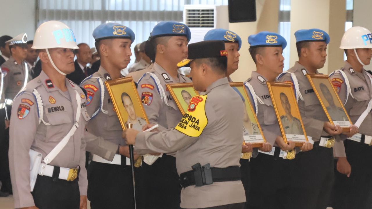 VIDEO: Jenderal Kapolda Metro Jaya Pecat Polis Nakal Terlibat LGBT hingga Selingkuh