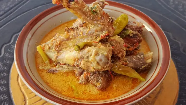 Resep Lodho Ayam Sederhana Kuah Kental